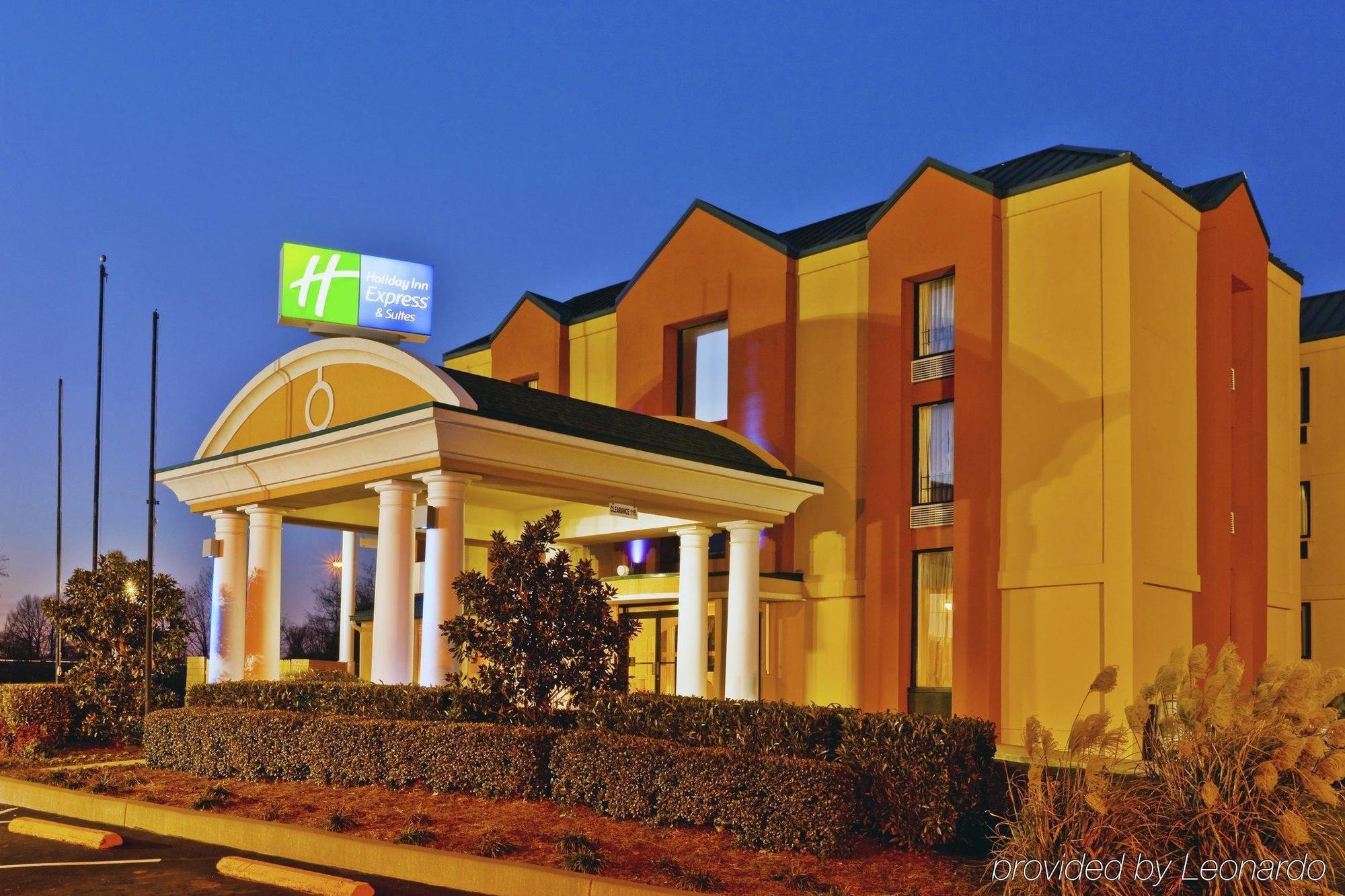 Holiday Inn Express & Suites Nashville-I-40 & I-24 Екстериор снимка